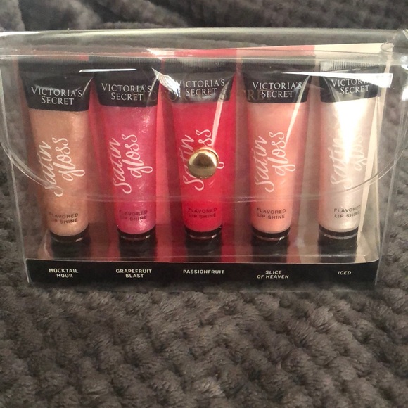 Victoria's Secret Other - Victoria’s Secret satin gloss 5 piece set